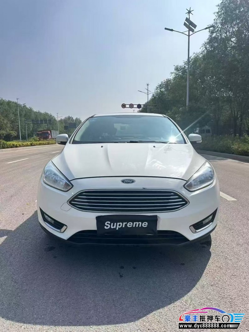 抵押车出售16年福特福克斯轿车