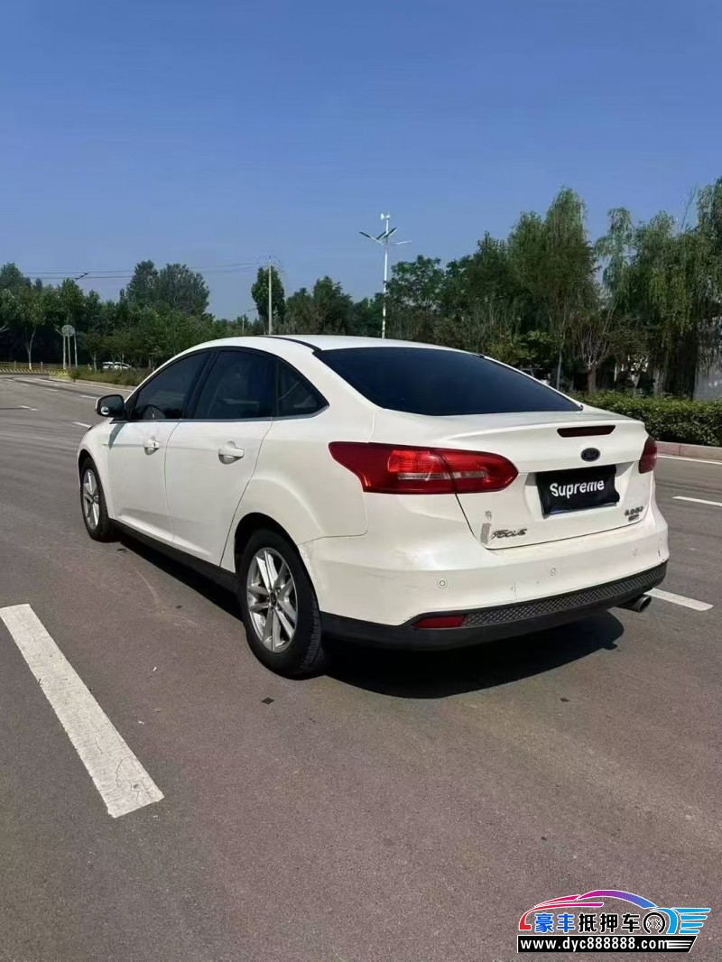 16年福特福克斯轿车抵押车出售