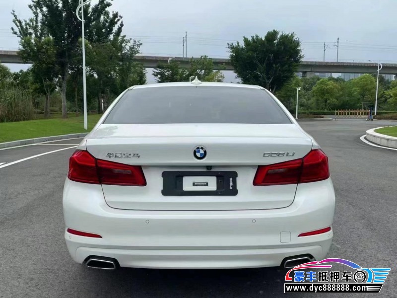 17年宝马5系轿车抵押车出售