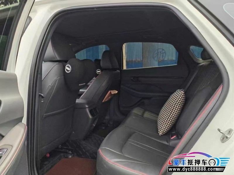 23年现代索纳塔轿车抵押车出售