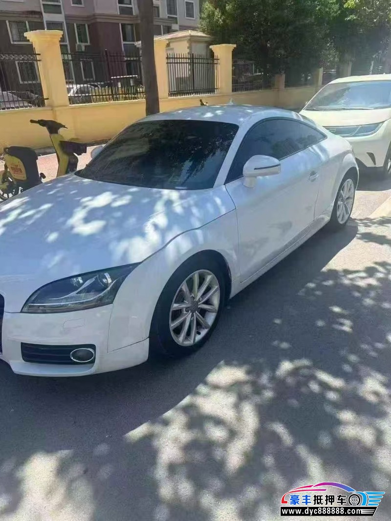 12年奥迪TT轿车抵押车出售