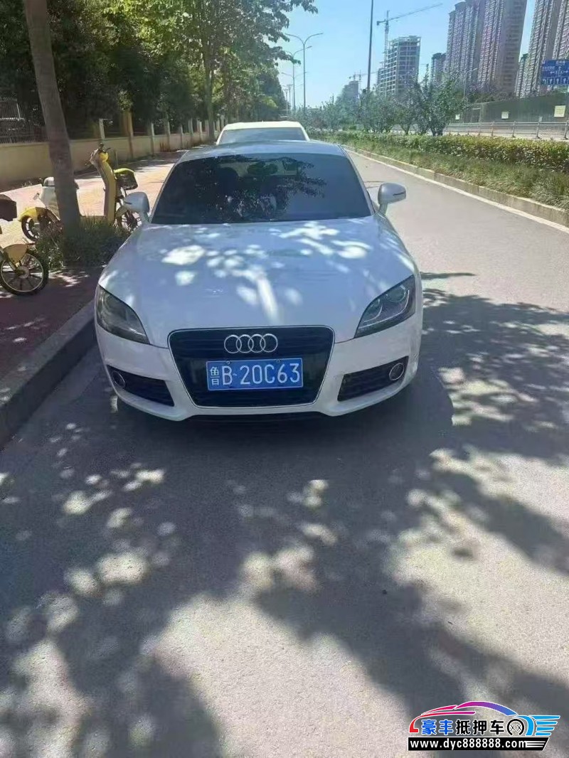 12年奥迪TT轿车抵押车出售