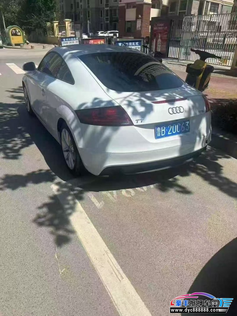 12年奥迪TT轿车抵押车出售