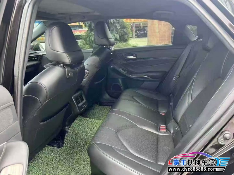 21年丰田亚洲龙轿车抵押车出售