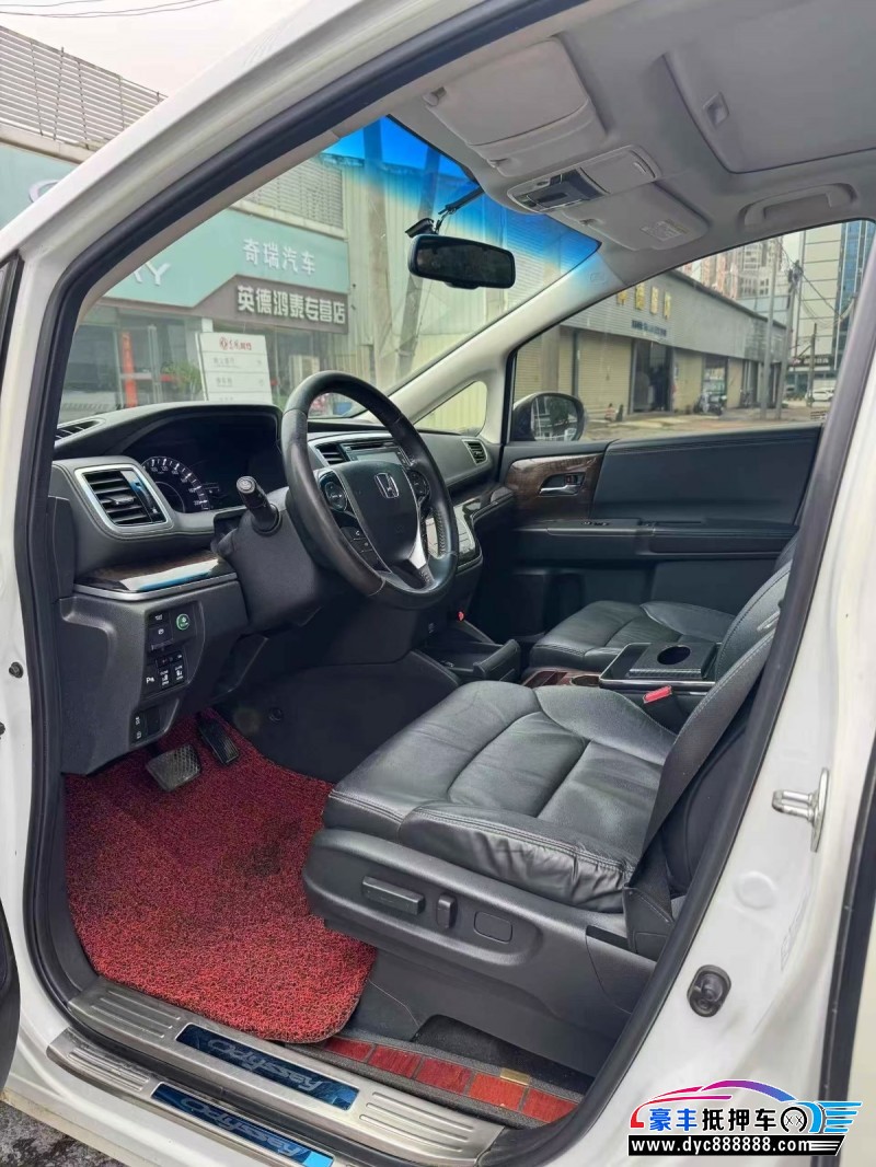 16年本田奥德赛轿车抵押车出售