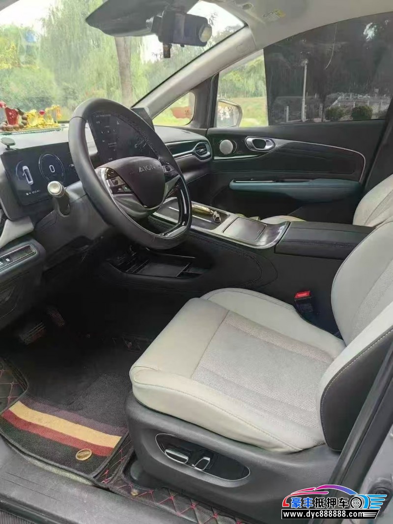 23年埃安v轿车抵押车出售