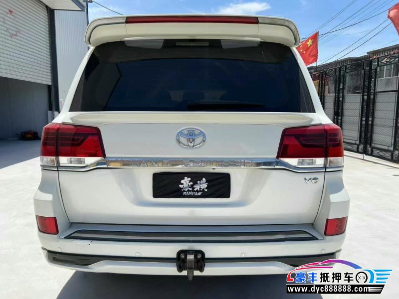 15年丰田兰德酷路泽（陆巡）轿车抵押车出售