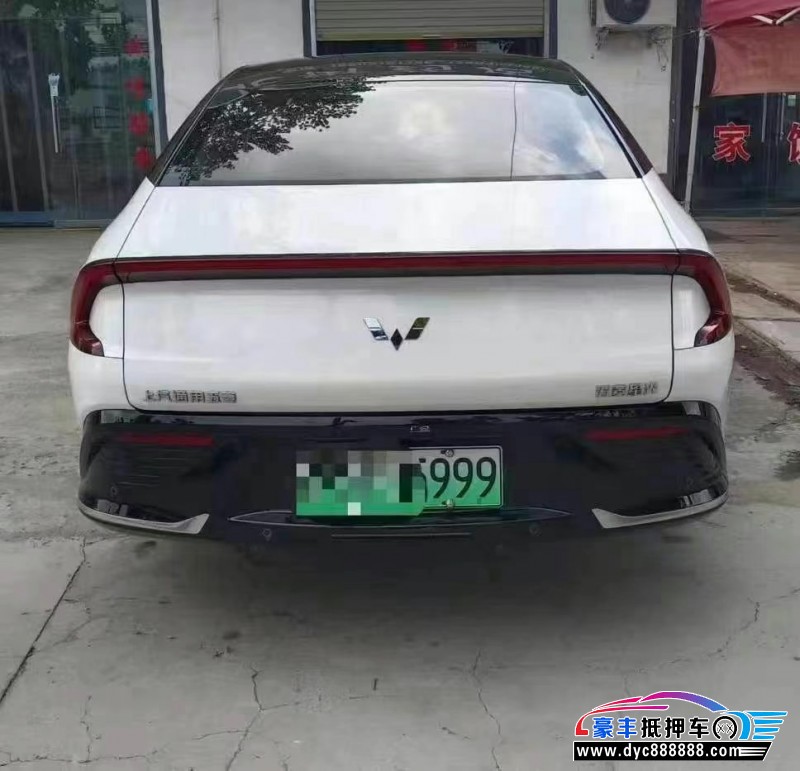 24年五菱星光轿车抵押车出售