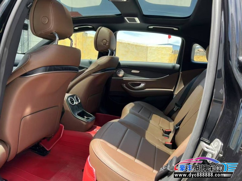 22年奔驰E轿车抵押车出售