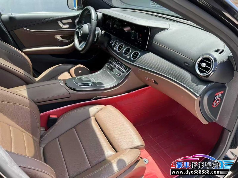 22年奔驰E轿车抵押车出售