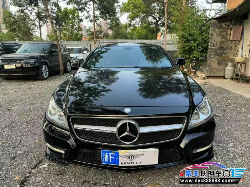 15年奔驰CLS轿车抵押车出售