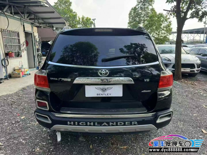 13年丰田汉兰达轿车抵押车出售