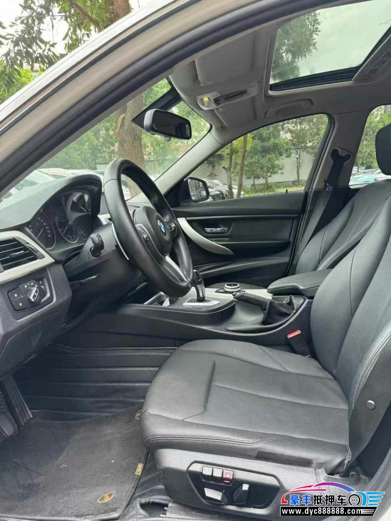 14年宝马3系轿车抵押车出售