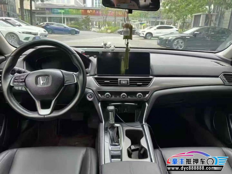 22年本田雅阁轿车抵押车出售