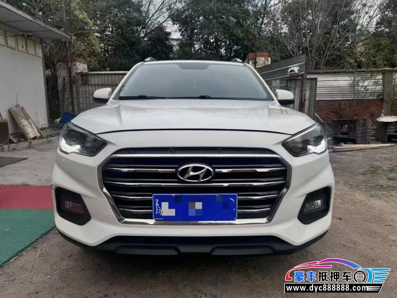 19年现代ix35轿车抵押车出售