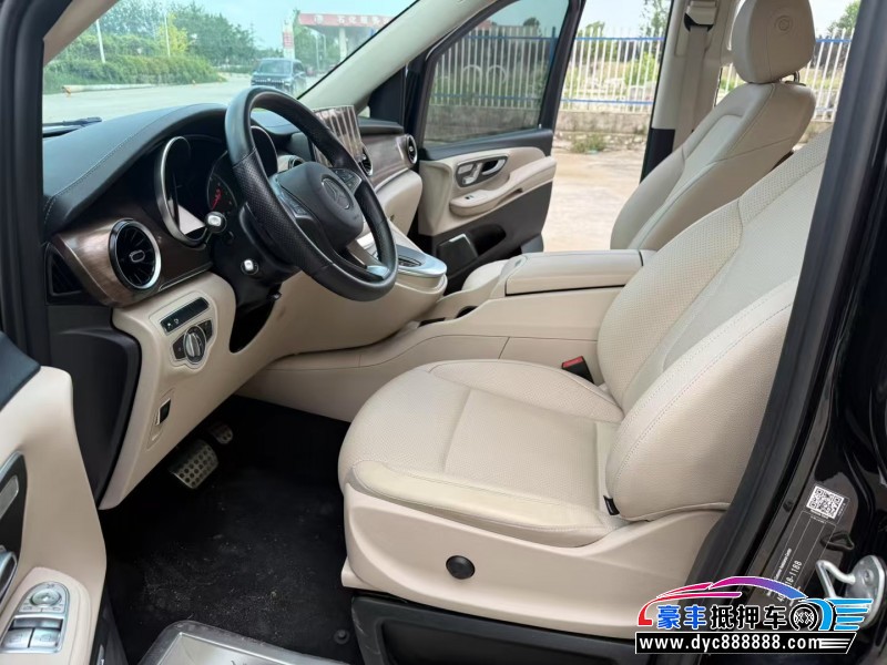 22年奔驰VMPV抵押车出售