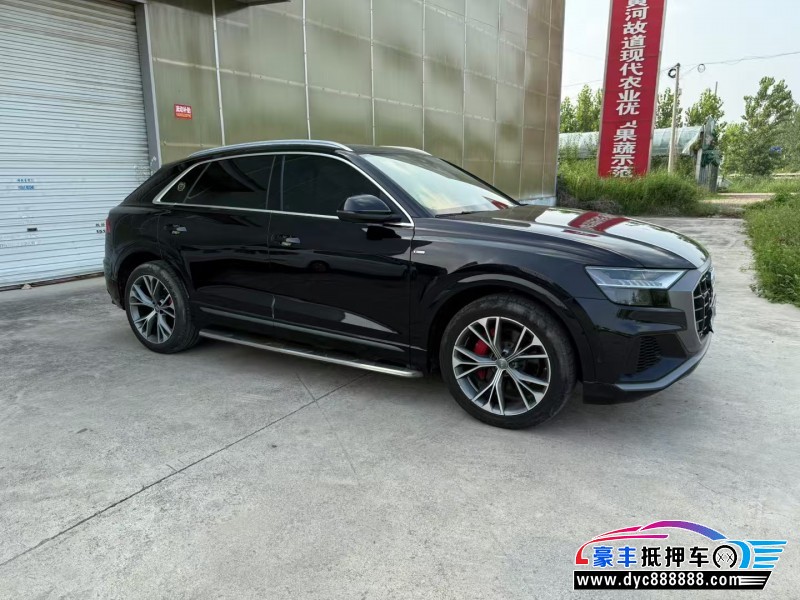 21年奥迪Q8SUV抵押车出售