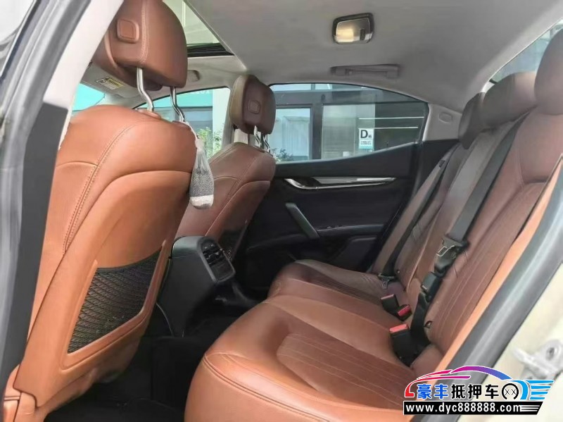 18年玛莎拉蒂Ghibli轿车抵押车出售