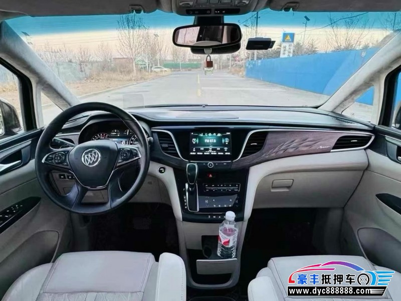 17年别克GL8轿车抵押车出售