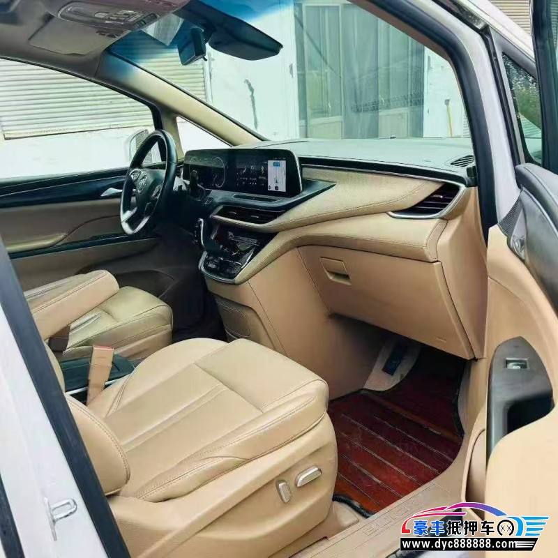 21年别克GL8轿车抵押车出售