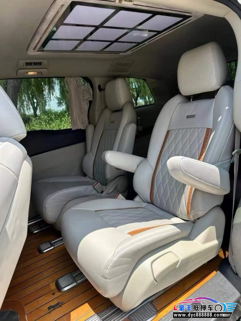 19年别克GL8轿车抵押车出售