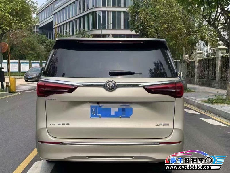 21年别克GL8轿车抵押车出售