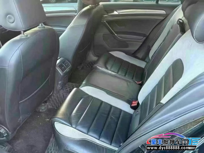 18年大众高尔夫轿车抵押车出售