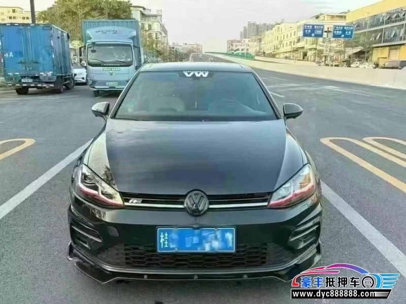 18年大众高尔夫轿车抵押车出售