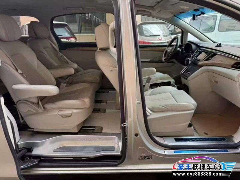 19年别克GL8轿车抵押车出售