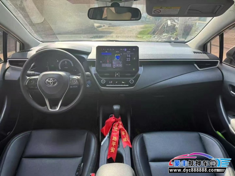 24年丰田雷凌轿车抵押车出售