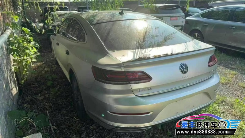 22年大众CC轿车抵押车出售