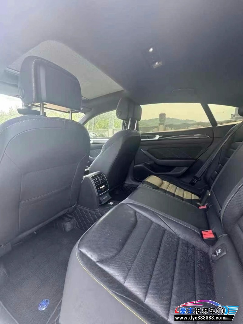 22年大众CC轿车抵押车出售