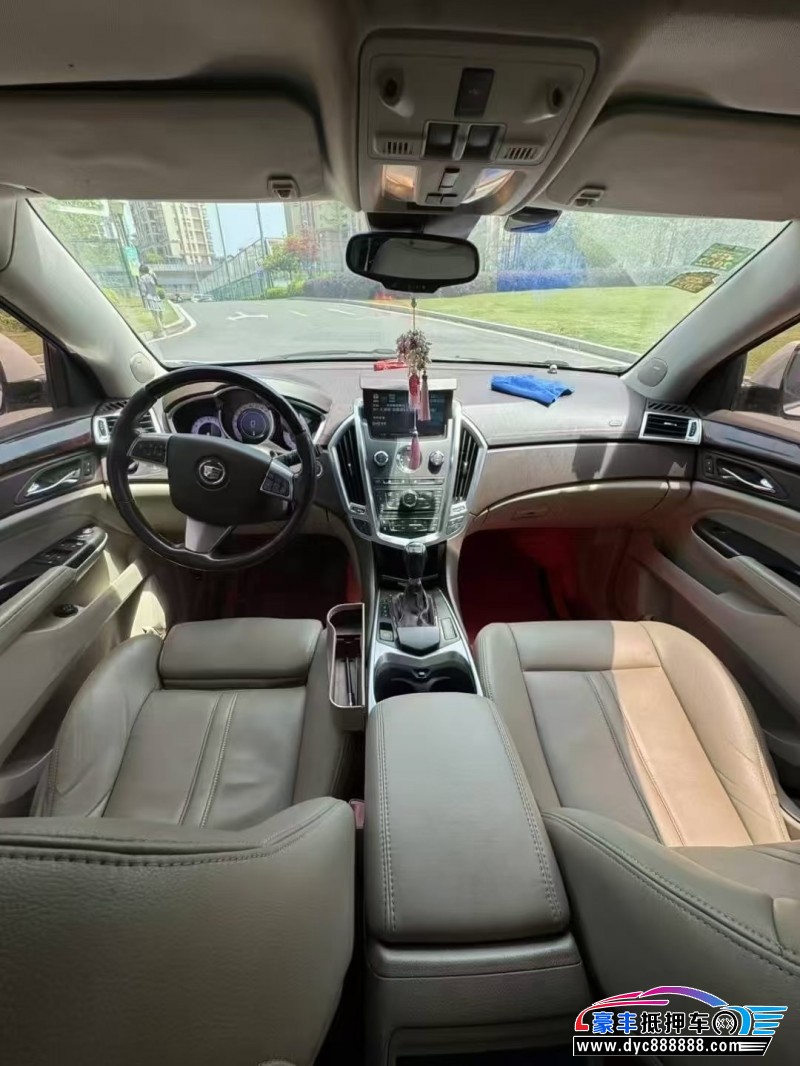 13年凯迪拉克SRX轿车抵押车出售