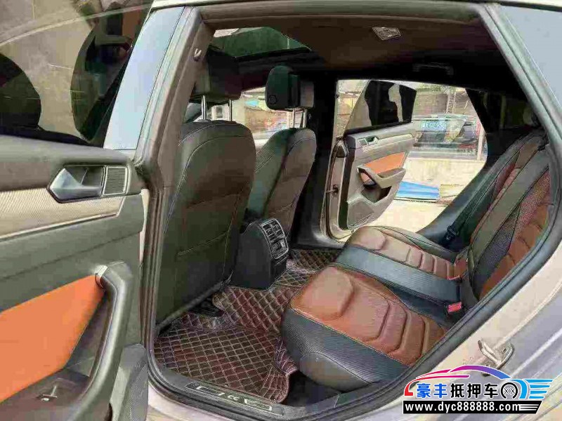 19年大众CC轿车抵押车出售