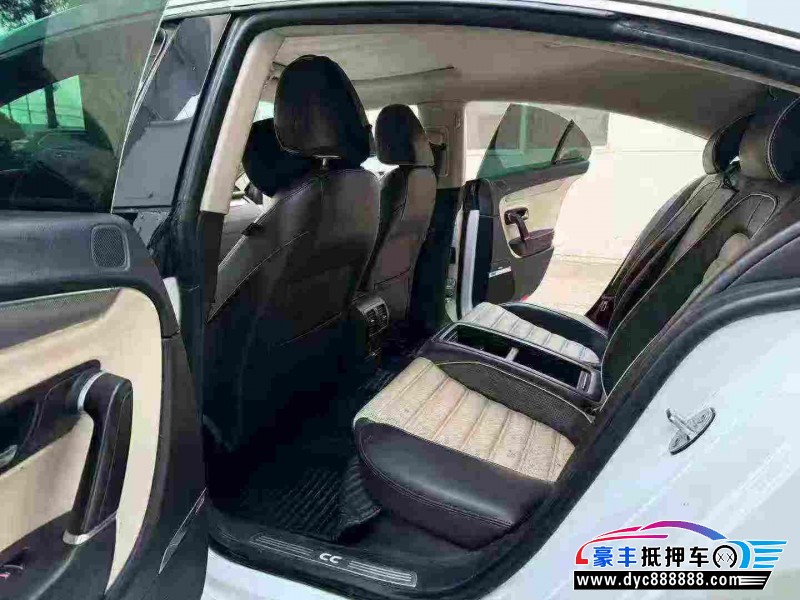 16年大众CC轿车抵押车出售