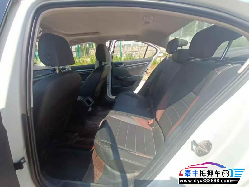 19年大众宝来轿车抵押车出售