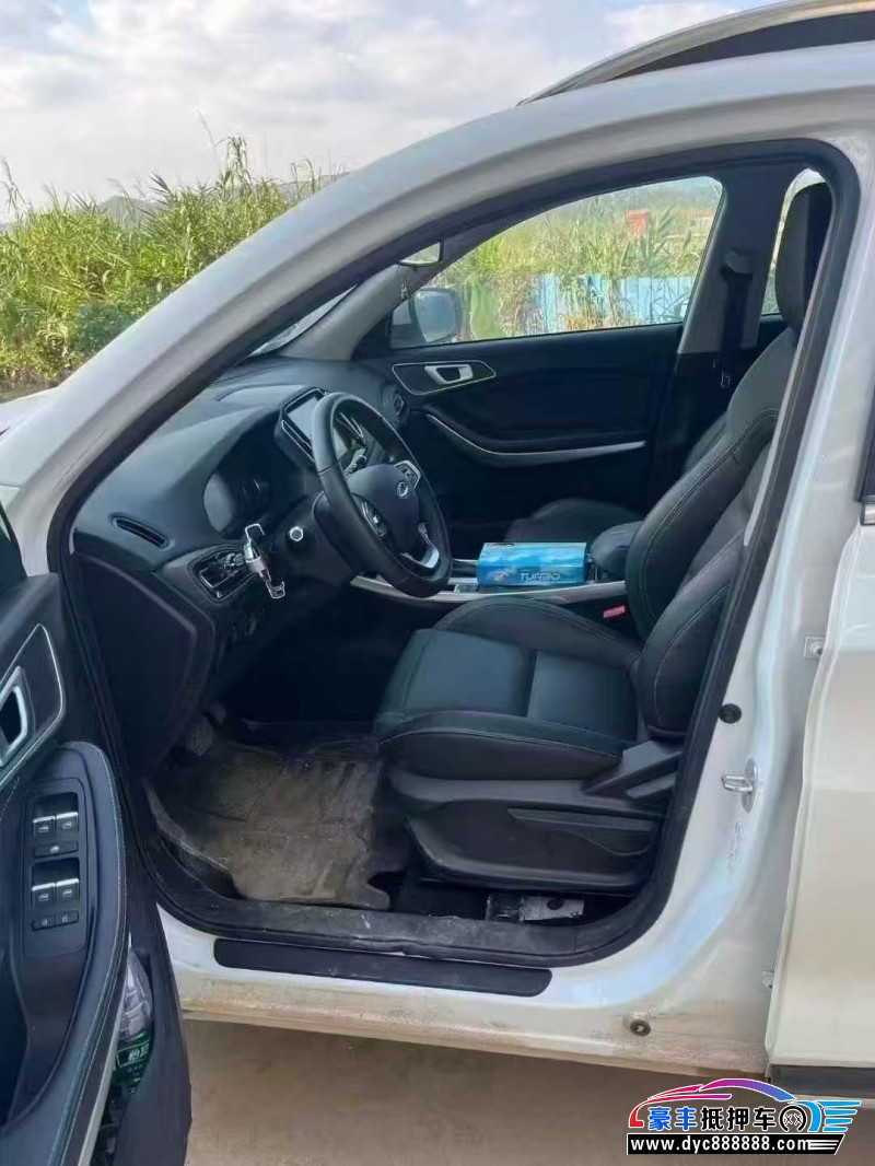 21年奇瑞瑞虎7轿车抵押车出售