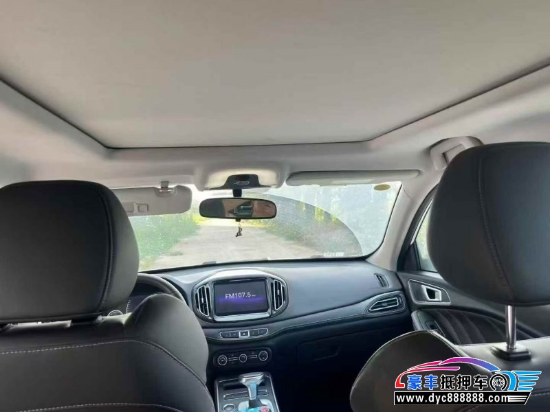 21年奇瑞瑞虎7轿车抵押车出售