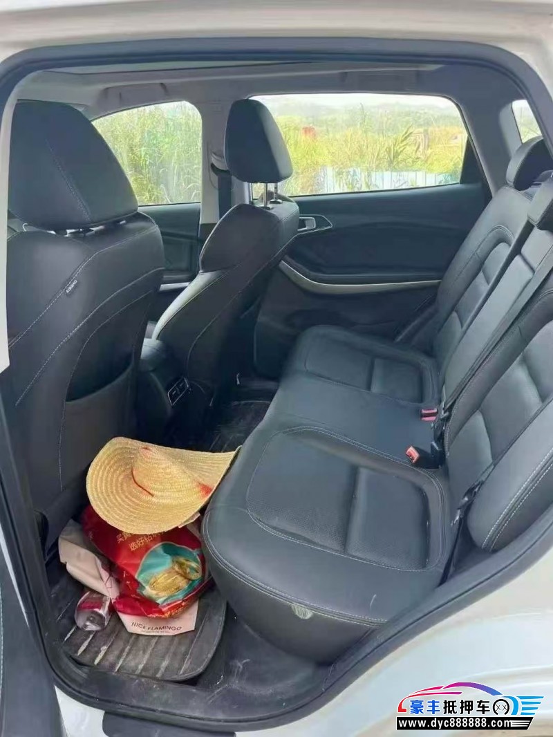 21年奇瑞瑞虎7轿车抵押车出售