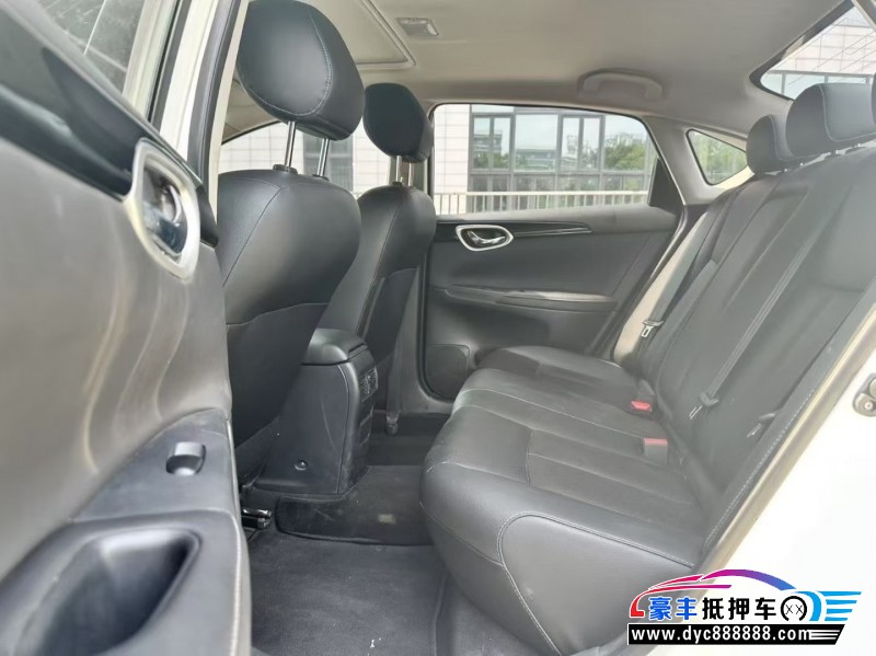 21年日产轩逸轿车抵押车出售