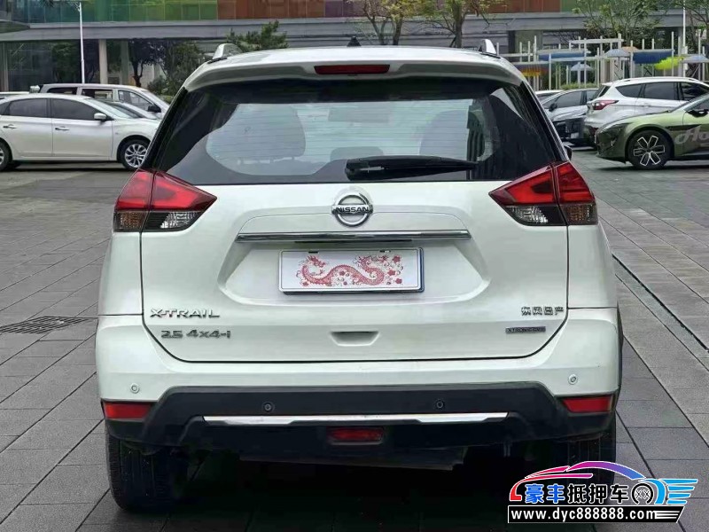 20年日产奇骏轿车抵押车出售