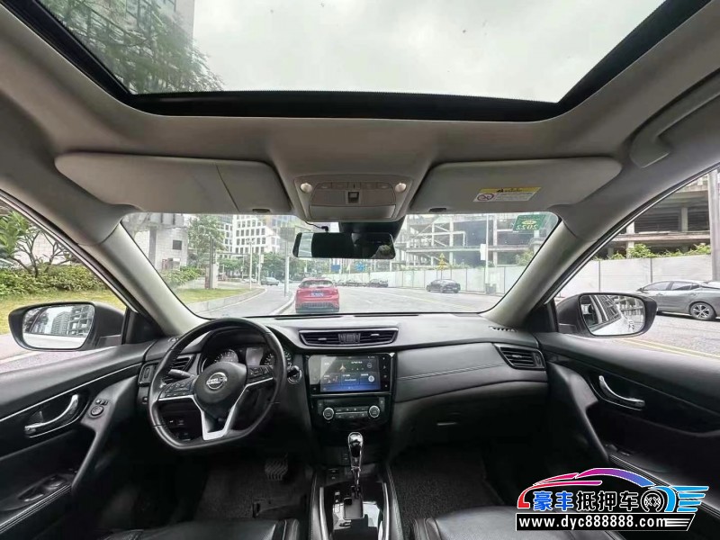 20年日产奇骏轿车抵押车出售