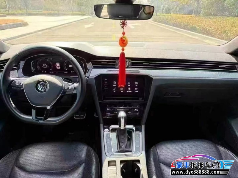 20年大众CC轿车抵押车出售