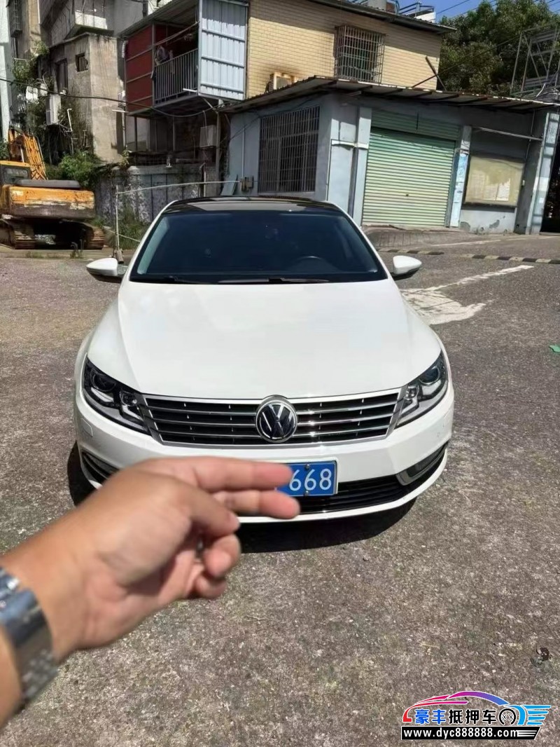 16年大众CC轿车抵押车出售