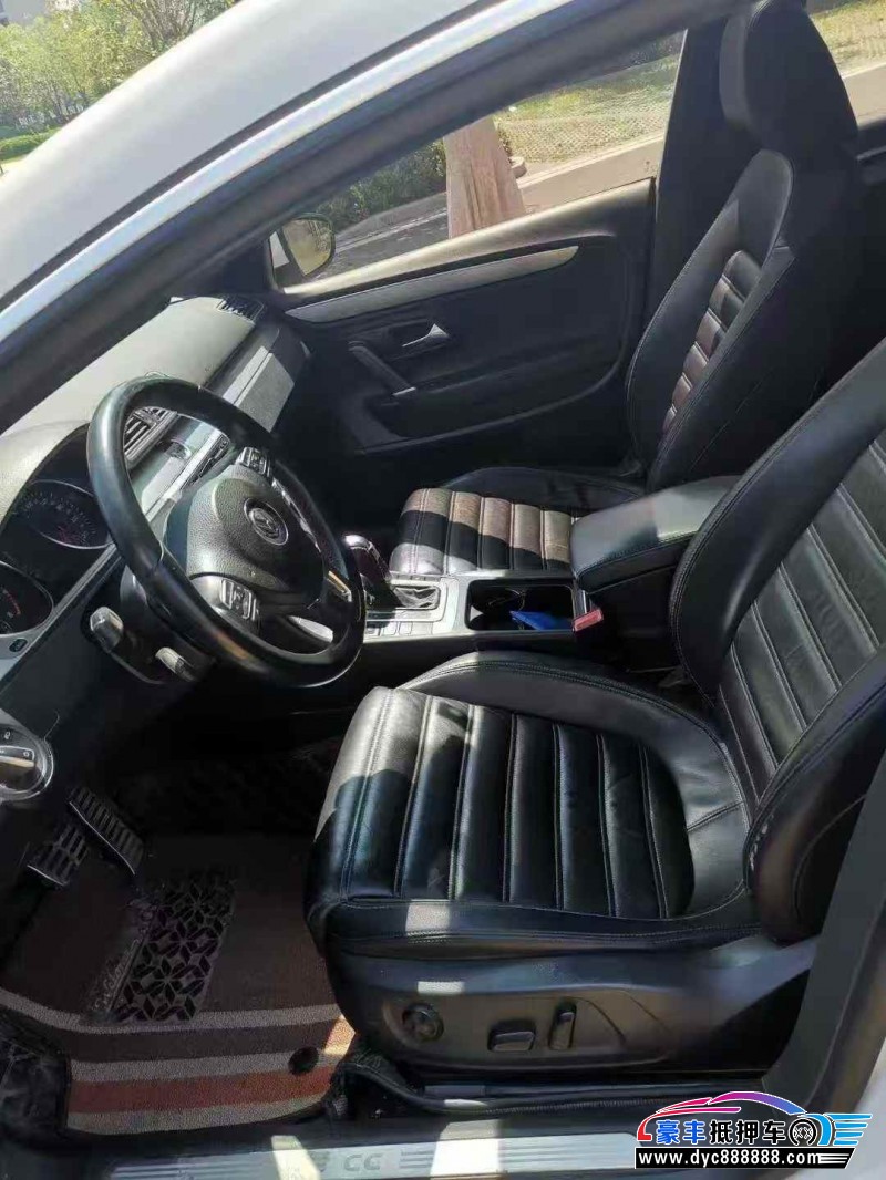 14年大众CC轿车抵押车出售