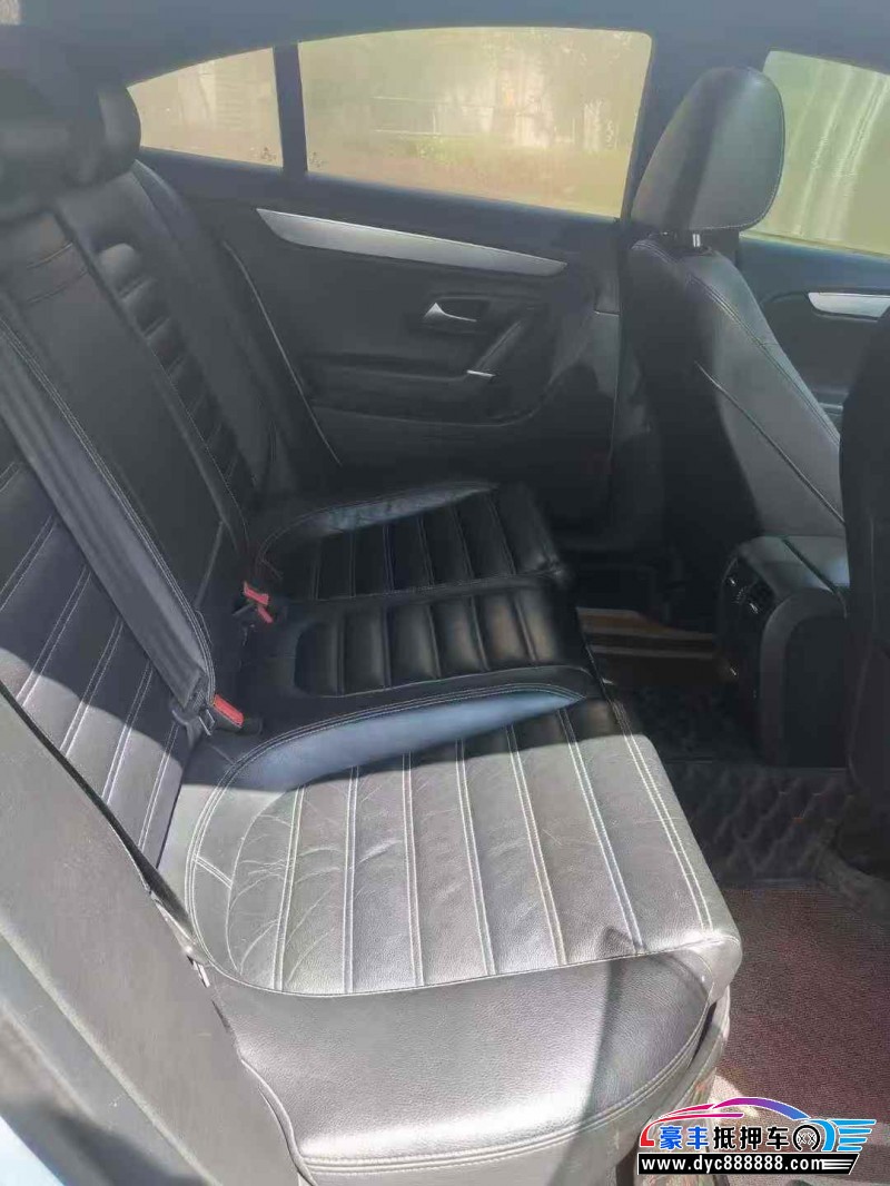 14年大众CC轿车抵押车出售