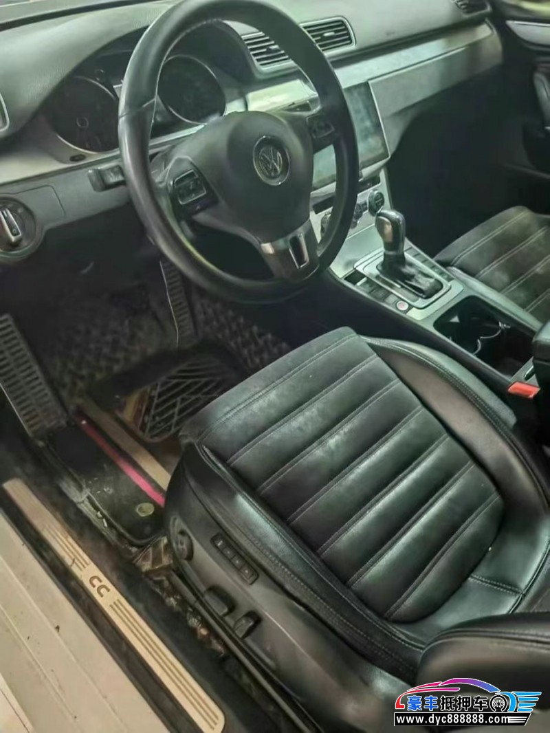 14年大众CC轿车抵押车出售