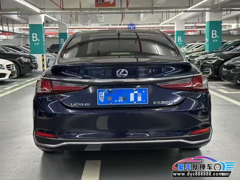 20年雷克萨斯ES轿车抵押车出售
