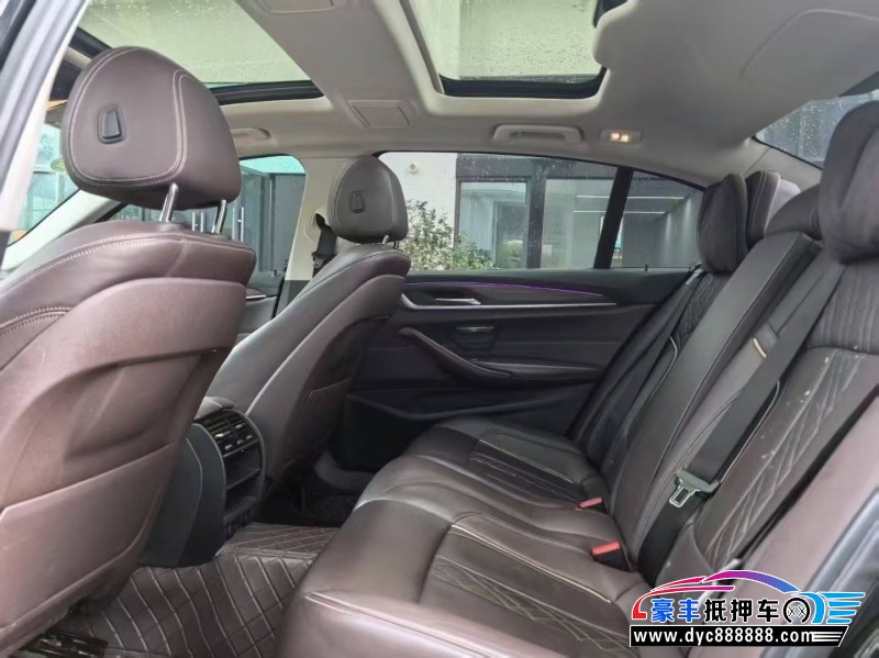 18年宝马5系轿车抵押车出售