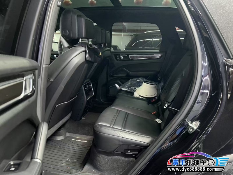 22年保时捷卡宴轿车抵押车出售